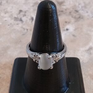 Chic Silver Ring with White Stone